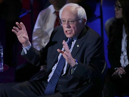 A sus 82 años, Bernie Sanders tratará de reelegirse por cuarta ocasión en el Senado - La Opinión