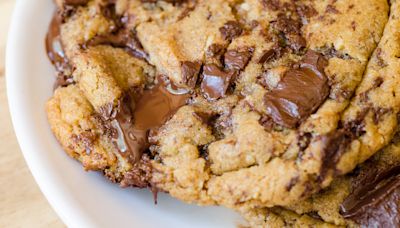 For Extra Gooey Chocolate Chip Cookies, Just Add Ganache