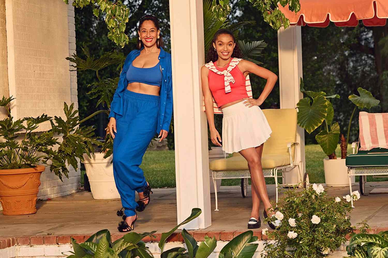 'Black-ish' Costars Tracee Ellis Ross and Yara Shahidi Reunite for Old Navy Summer Campaign: 'Twinning' (Exclusive)