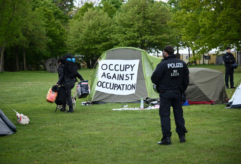 Berlin police clear pro-Palestinian camp from parliament lawn