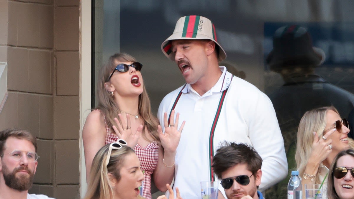 Taylor Swift, Travis Kelce belt love song to cap off romantic whirlwind weekend in NYC