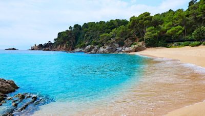 La espectacular playa a 1 hora de Barcelona que enamora a 'National Geographic': un paraíso de agua cristalina