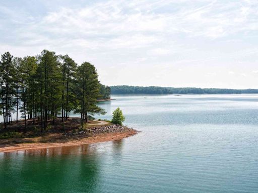 73-Year-Old Man Is Latest Death at Lake Lanier After Falling from Fishing Boat