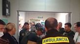 La emotiva salida del hospital de Alberto, el guardia civil que sobrevivió al grave accidente de Los Palacios