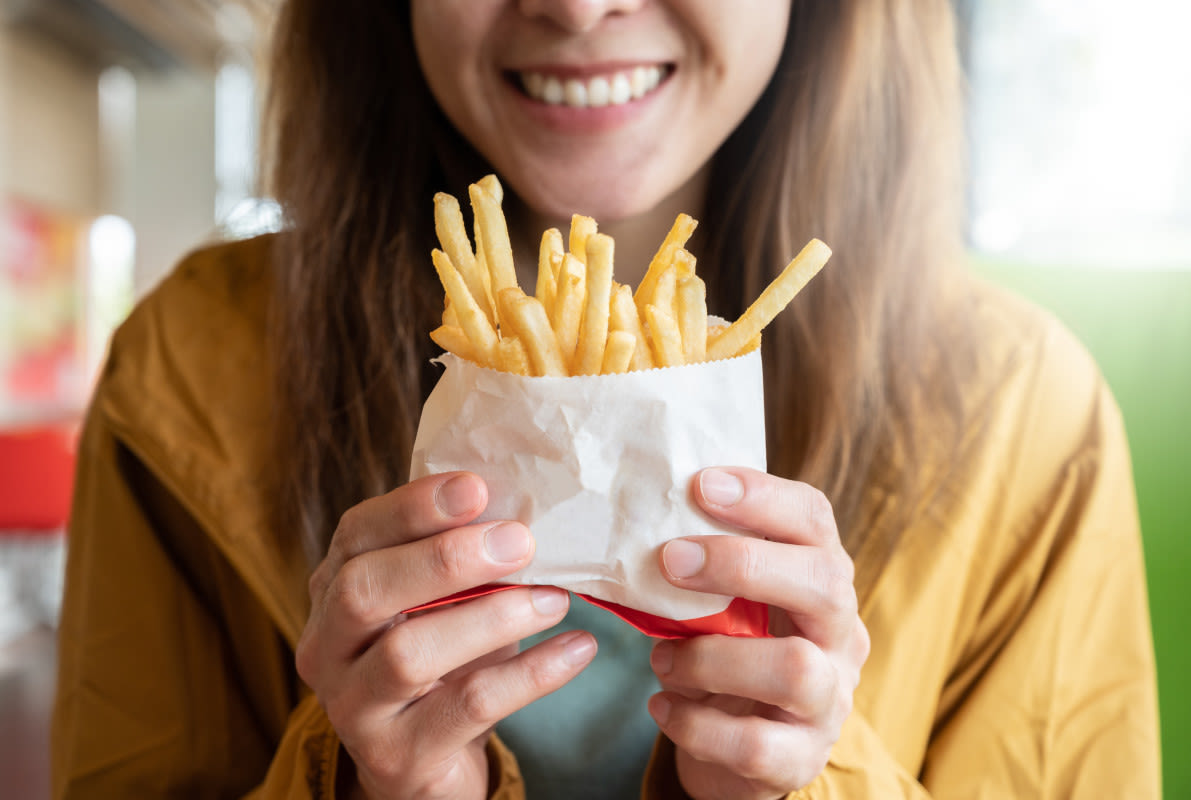 The Simple Trick for Preventing Sad, Soggy Takeout French Fries