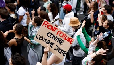 Hunderttausende protestieren in Frankreich gegen den Rechtsruck