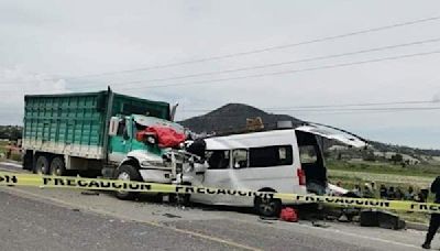 Accidente en Puebla deja nueve muertos y 12 heridos