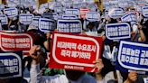 Seoul says most striking doctors will not return to hospitals