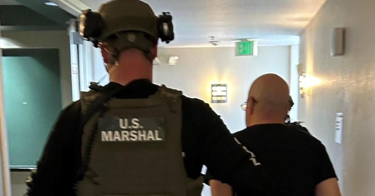 Sheriff's deputies, U.S. Marshals Service Denver apprehend fugitive who allegedly failed to register as sex offender