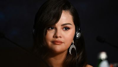 Selena Gomez Denies Plastic Surgery & Shuts Down Speculation About Her Looks on TikTok