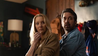 Lisa Kudrow and Ray Romano Spy on Their Own Open House — and Then Things Get Dangerous in First Trailer for Netflix Series ‘No Good...