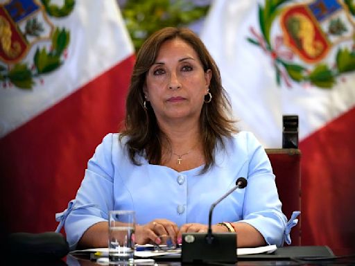 Presentan en Congreso de Perú tres mociones de vacancia contra Boluarte por presunta “incapacidad moral” - La Tercera