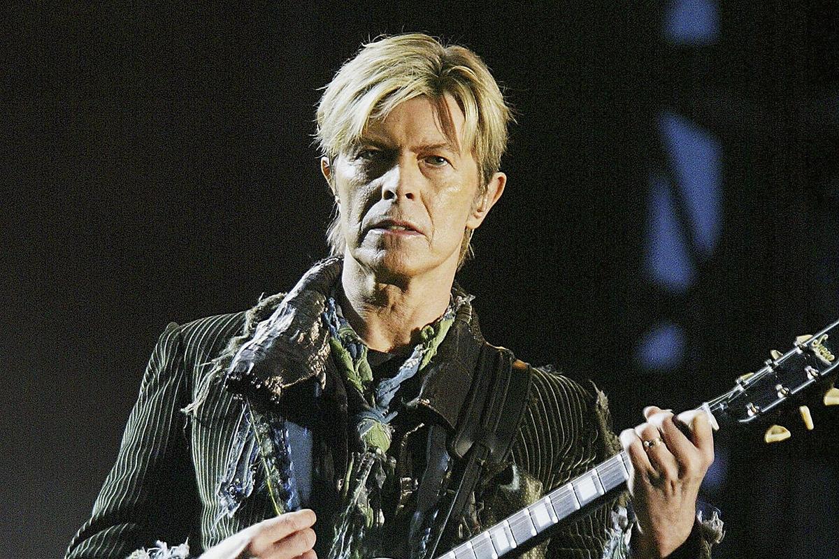 What David Bowie Did Instead of Drugs