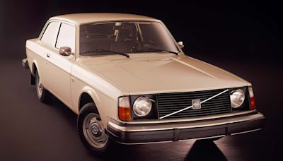 Volvo 240 (1974-1993): Uma lenda sueca sobre rodas