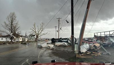 Violent, wedge-shaped tornado slams rural communities in Iowa