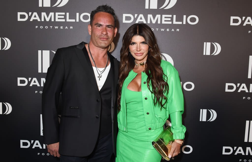 Joe Giudice Isn’t Helping Pay for Daughter’s College, but Luis Ruelas Is