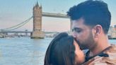 Karan Kundrra Kisses Tejasswi Prakash In New Photo From London Vacation; Check Here - News18