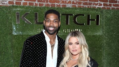 Kommon Law Klownery: Khloé Kardashian Kurves Tristan Thompson Proposing They Live Together, 'Kardashians' Fans ...