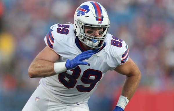 Bears Sign 2, Including Former Bills TE, Potential ‘Comeback Story’