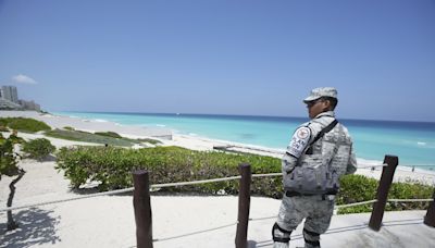 El huracán Beryl se dirige a México: alerta naranja, operativo de emergencia y la advertencia a los turistas