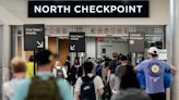 9 consejos para agilizar tu paso por la zona de Seguridad en los aeropuertos de Estados Unidos - El Diario NY