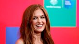 Isla Fisher's Winter Wonderland Dress Will Put You in the Holiday Spirit