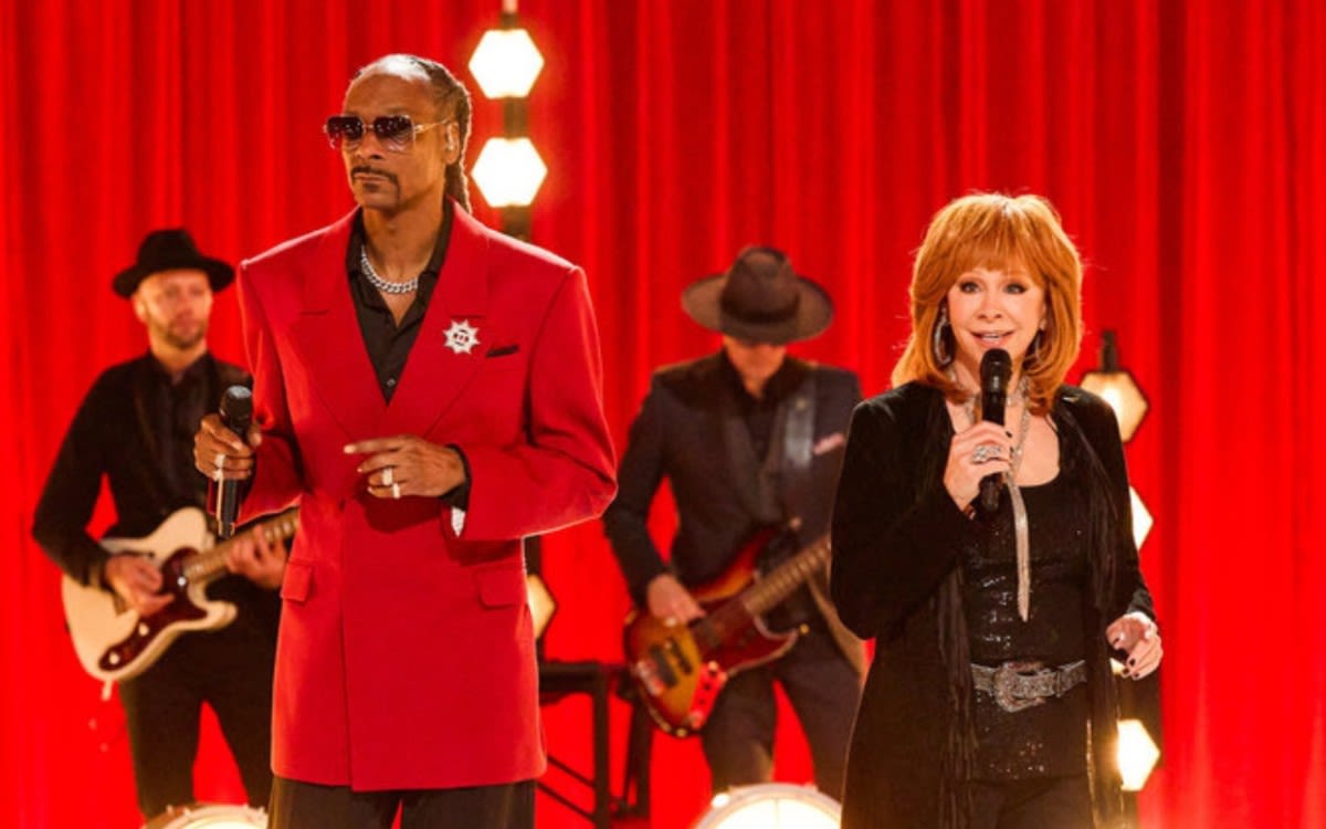 'The Voice' Queen Reba McEntire Crowns a New King of the Singing Competition
