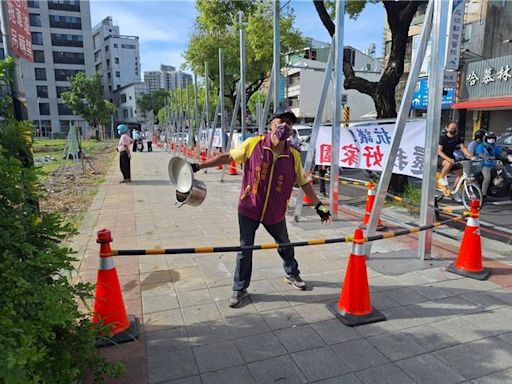 原美國學校綠地蓋大樓 謝龍介服務處聯合居民會勘討說法 - 生活