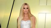 Paris Hilton mintió a su familia, amigos y empleados acerca del nacimiento de su hijo por subrogación