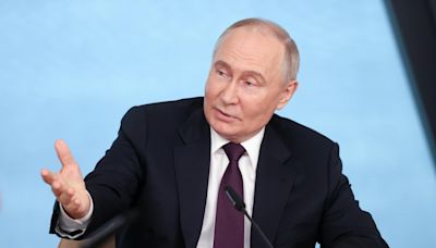 Putin considera un "disparate" un posible ataque de Rusia contra países de la OTAN