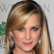 Jessica Capshaw