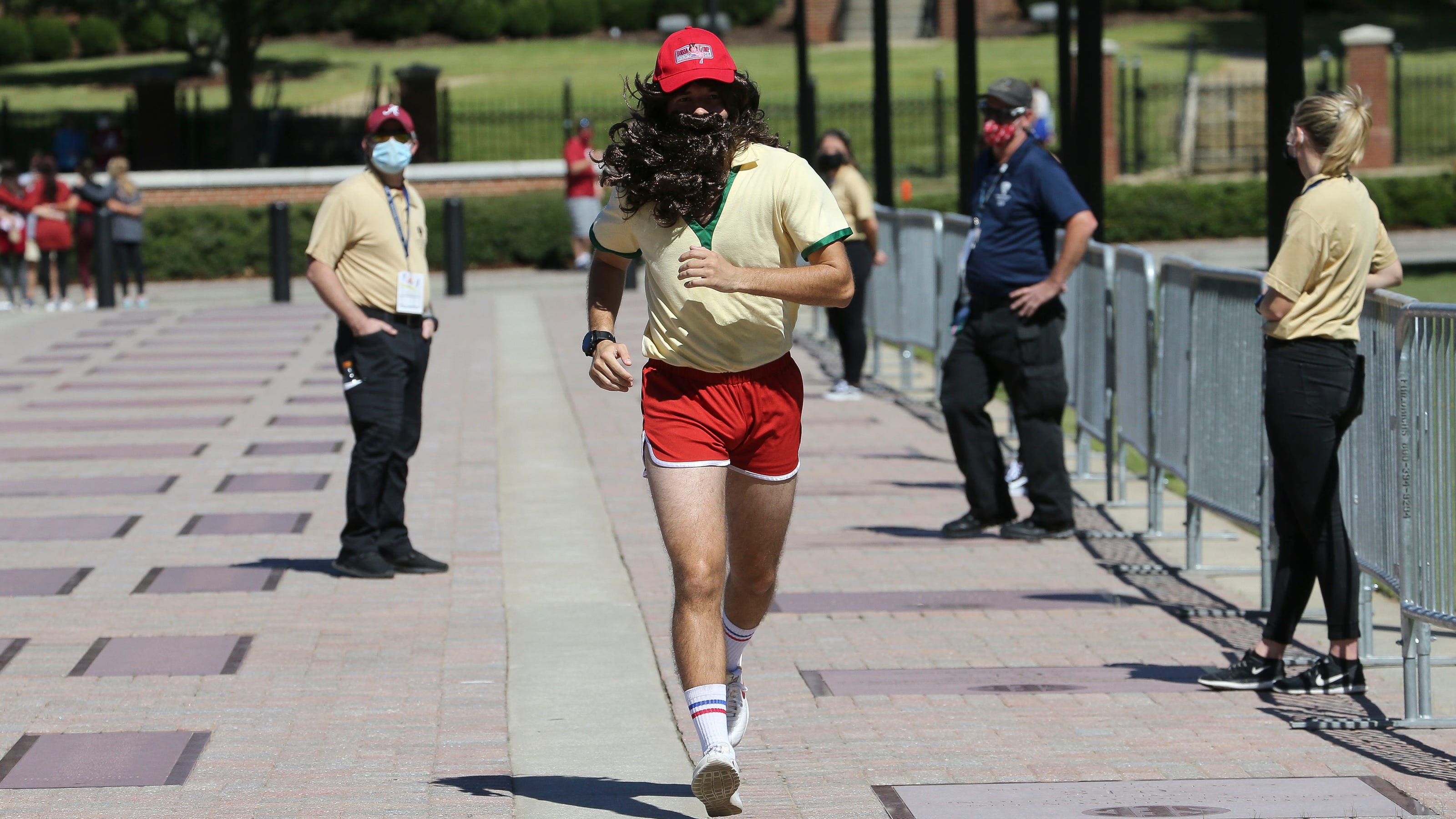 A look at Forrest Gump's (totally fictional) University of Alabama football career