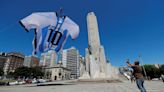 "Piel de gallina": ciudad natal de Messi despliega camiseta gigante a espera de final del Mundial