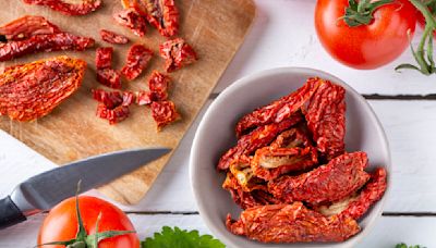 Your Air Fryer Is The Secret To The Easiest 'Sun-Dried' Tomatoes Ever