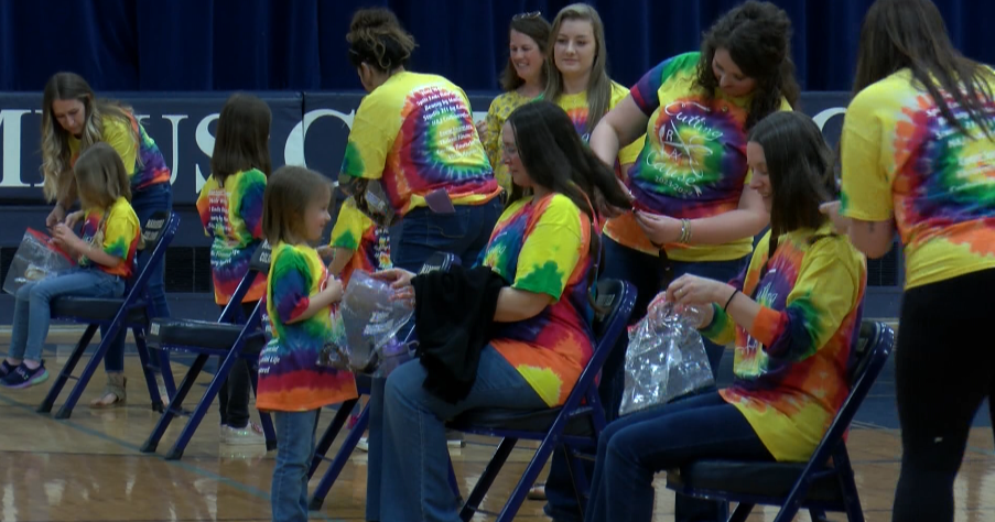 Columbus Catholic hosts Cutting for a Cause