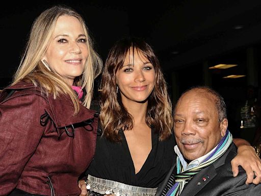 Rashida Jones Reflects on 'Practical' Advice Dad Quincy Jones Gave Her About Nepo Baby Advantages: Don't 'Wait in Line' for a Job