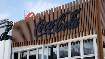 ¿Buscas trabajo híbrido? Coca-Cola abre vacante con sueldo de 20 mil pesos