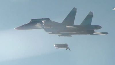 Defeating Russia's massive 6,600-lb glide bomb may mean risking Ukraine's Patriots if it can't take out the fighter-bombers on the ground