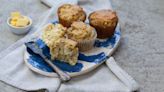 Un muffin salado con queso de cabra - La Tercera