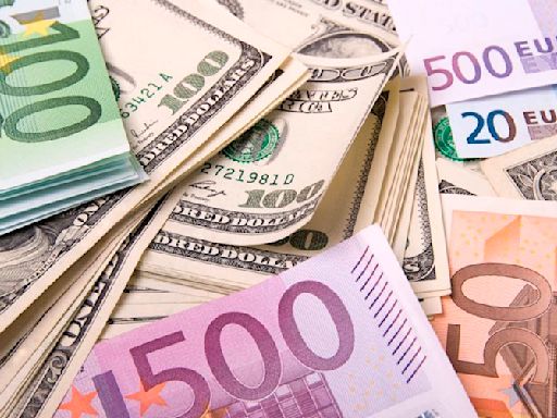 EUR/USD advances to 1.0750 as US Dollar drops ahead of US NFP