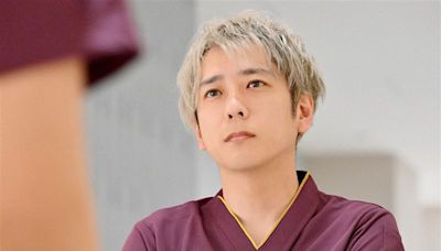 二宮和也睽違6年再演醫生！「染銀髮化身惡魔」 首集開出紅盤