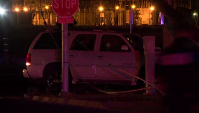 Power outage after alleged DUI driver crashes into pole in Fresno