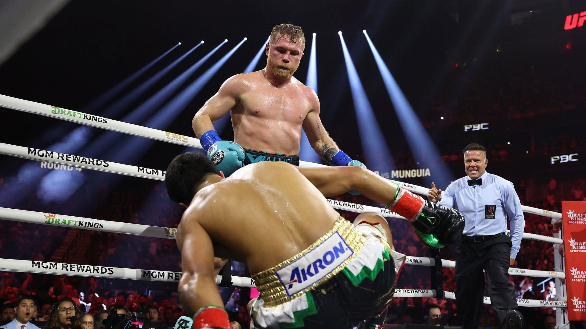 Video: Canelo Mocks Benavidez After Beating Munguia