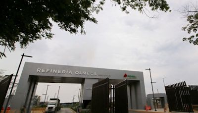 Nueva refinería de mexicana Pemex aún en obras importantes, dista de estar lista: fuentes