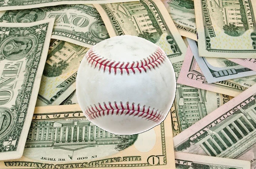 Bogus bills passed to get into Boardman baseball game