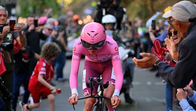 Giro d'Italia: Tadej Pogačar overtakes time of Filippo Ganna to win stage 7 time trial