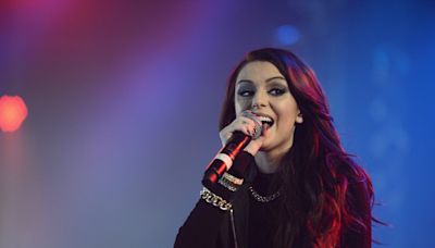 Cher Lloyd suffers car accident while driving with children after brakes fail: ‘Counting my lucky stars’