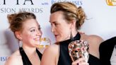 Kate Winslet y su hija Mia debutaron como colegas en la ficción y en la alfombra roja