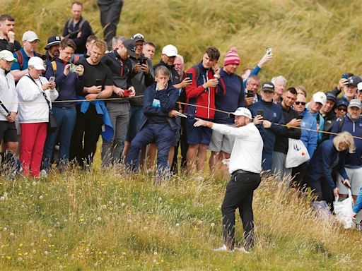 British Open: Lowry leads, Scheffler in the hunt