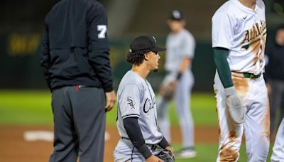 Chicago White Sox lose to Oakland A's for AL record-tying 21st straight defeat